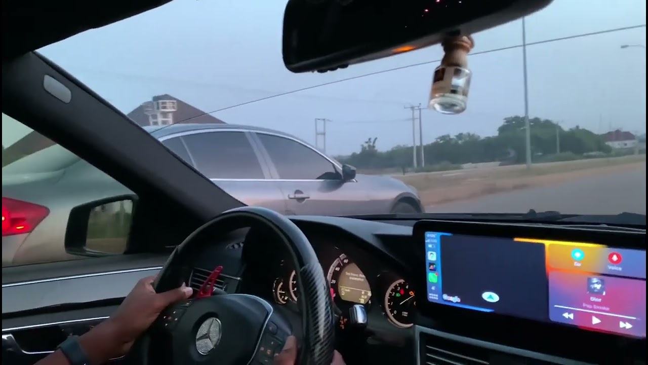 Mercedes Benz E550 4matic Vs Infiniti G37x (Drag race ) **shocking end