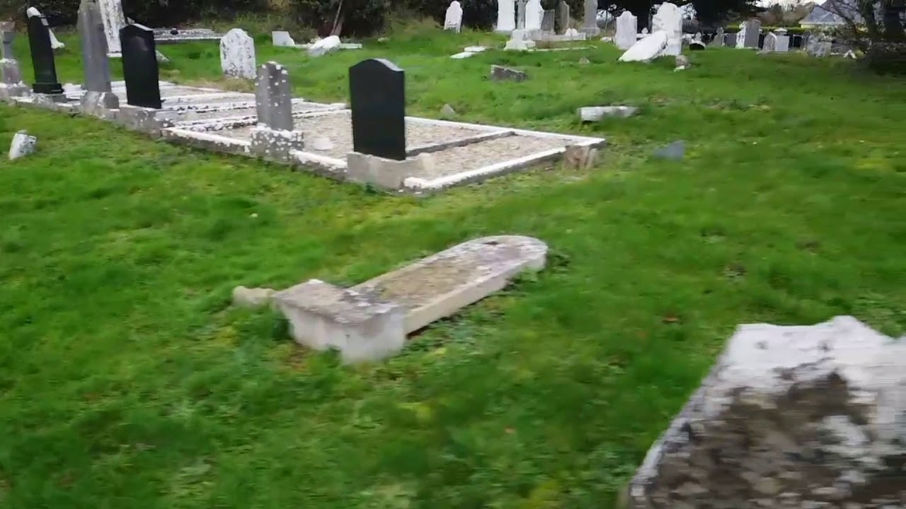GRAVEYARDS IRELAND || MOORECHURCH, JULIANSTOWN || DJI MAVIC MINI