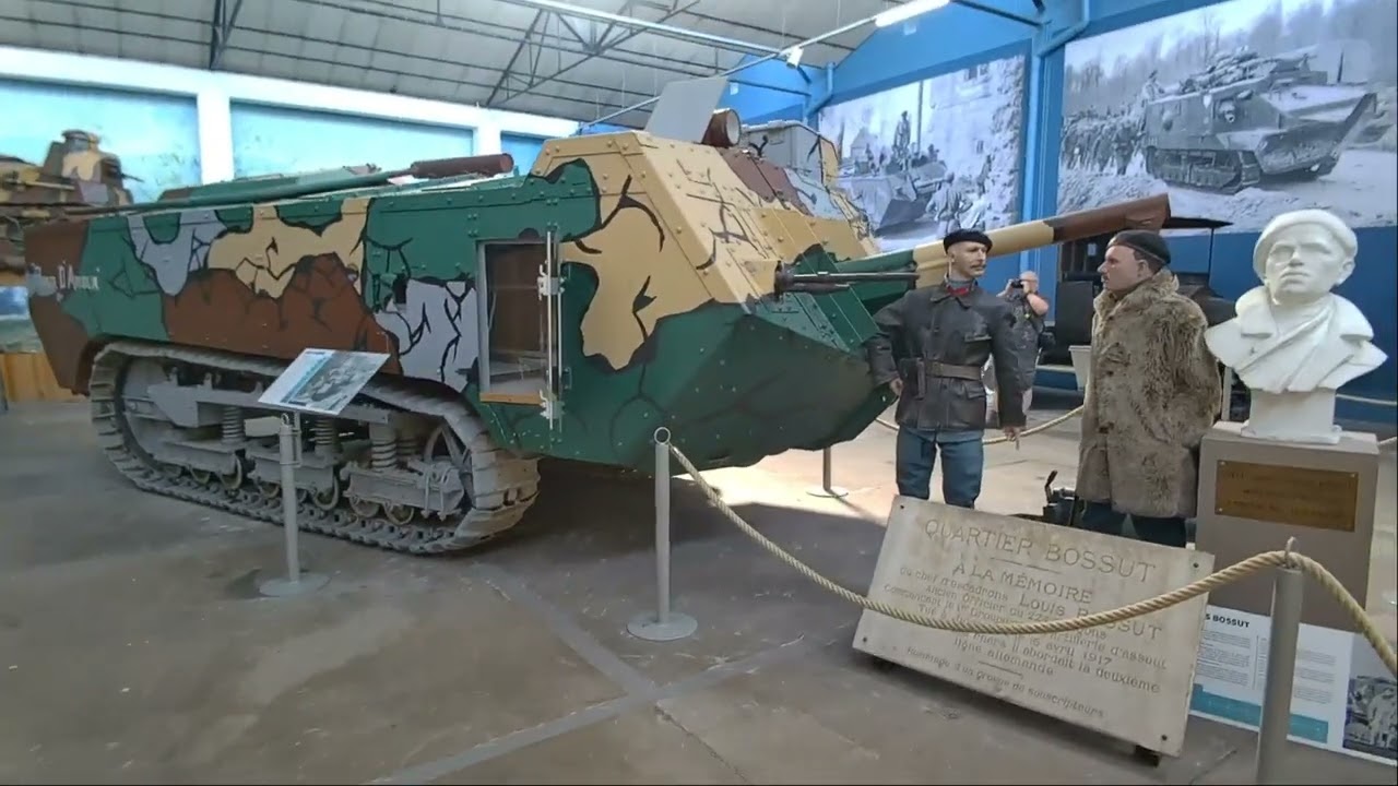«Цветок любви». Гибридный танк «Сен-Шамон» 1917 года, не способный преодолевать окопы.