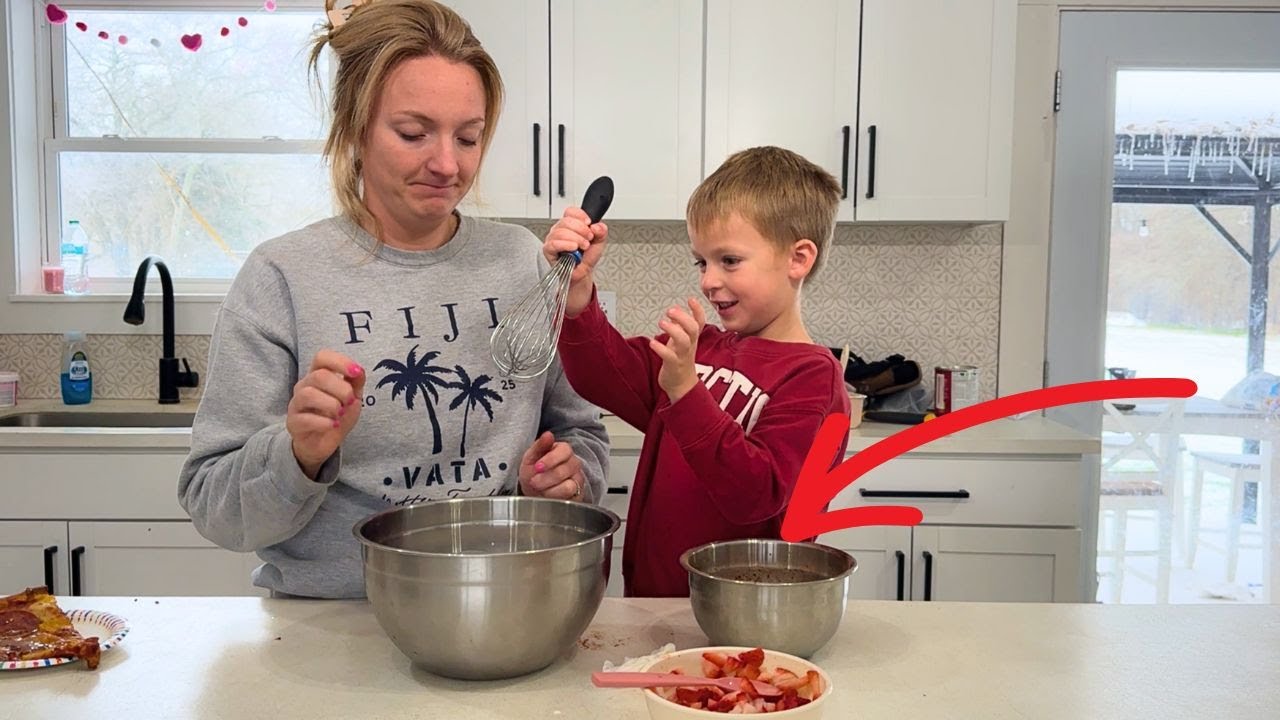 Maverick Makes homemade Ice cream by Using the Winter storm!