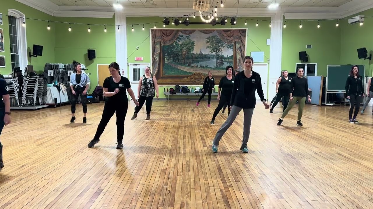 Chasing the sunset | Line Dance | Country Pop