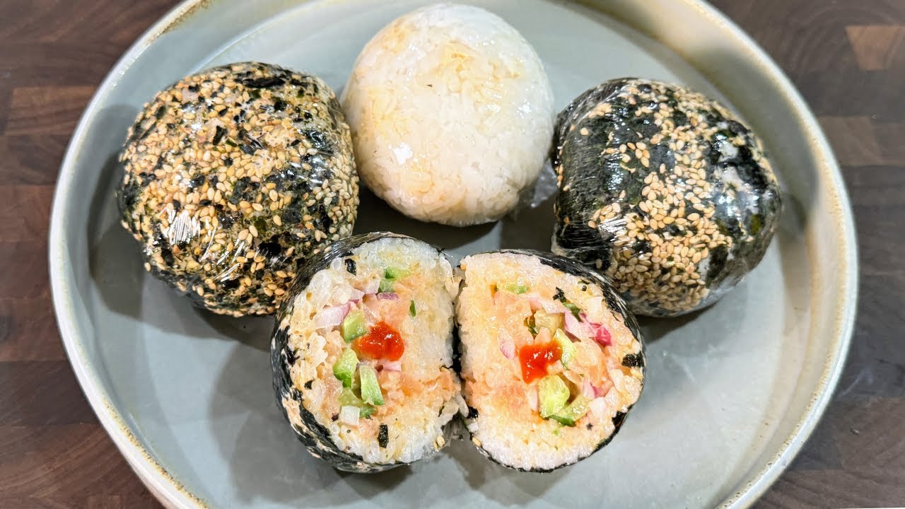 5-Minute Smoked Salmon Rice Balls | Easy & Delicious!✨😋