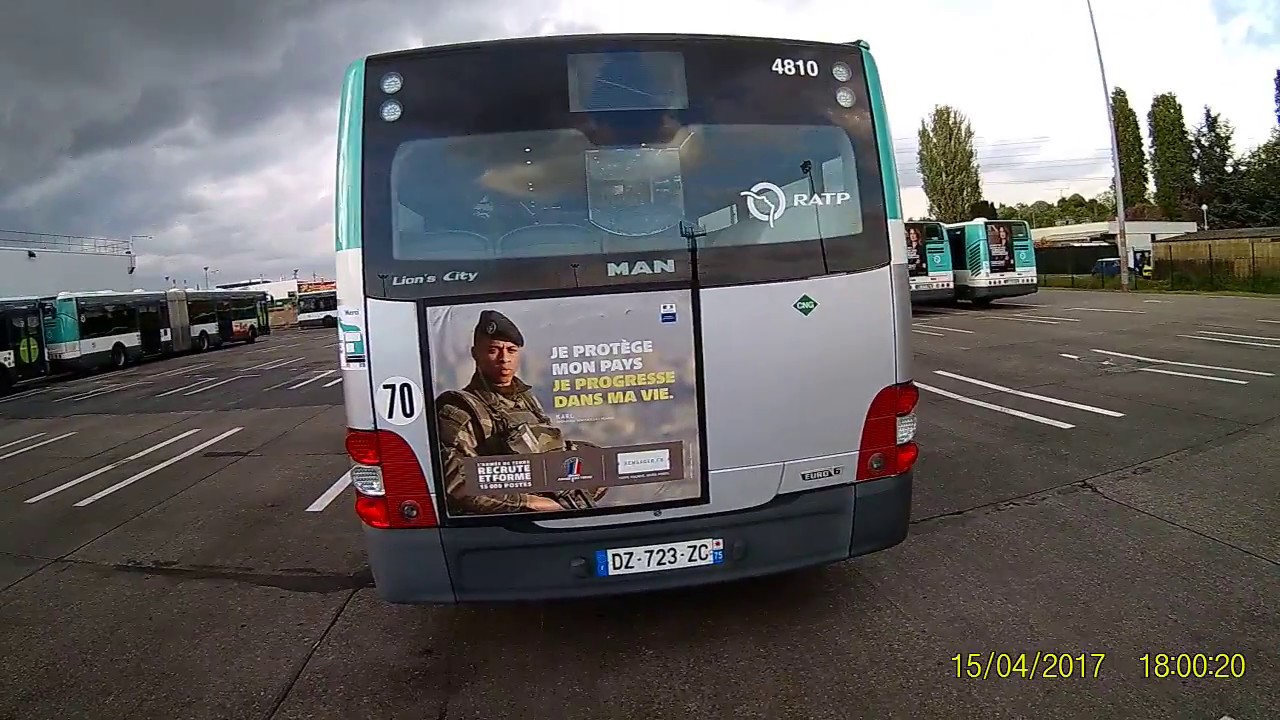 Bus 217 je fais le tour du bus avant de sortir du dépôt - avril 2017
