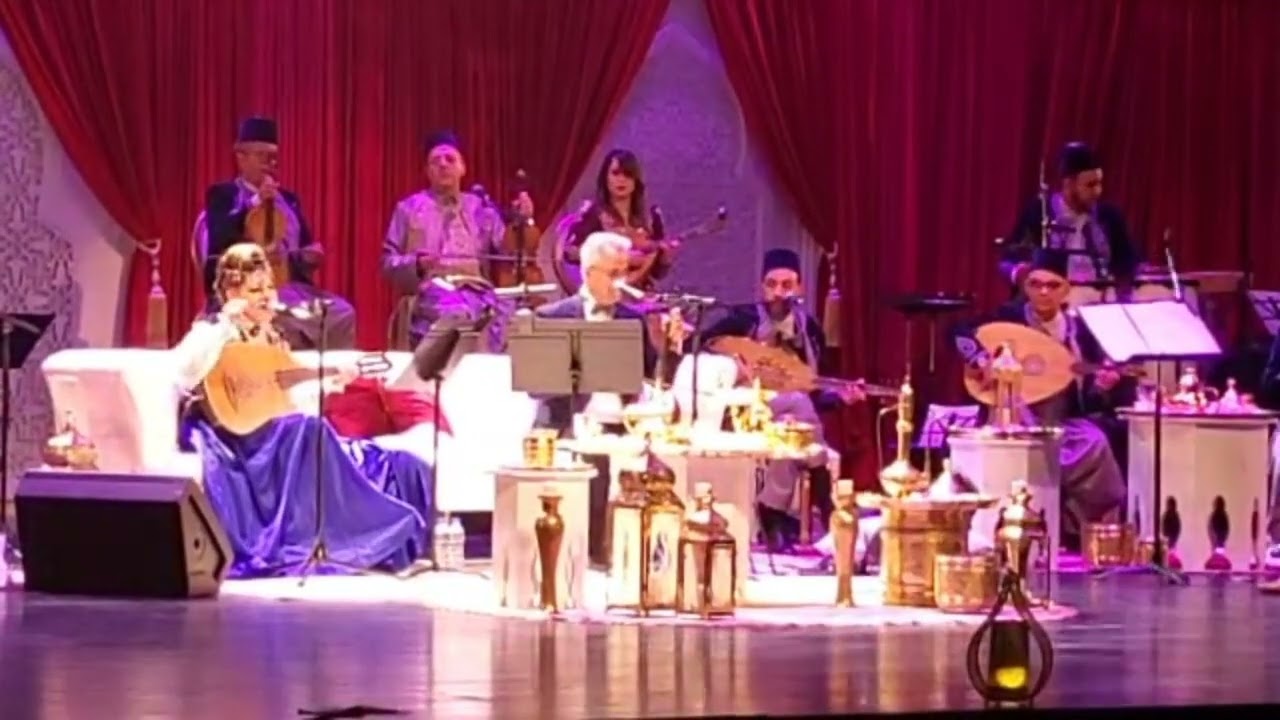 لايف حفلة سلطانة_الطرب #فلة_الجزائرية في دار الاوبرا الجزائر مع #سمير_تومي opera Algeria fella
