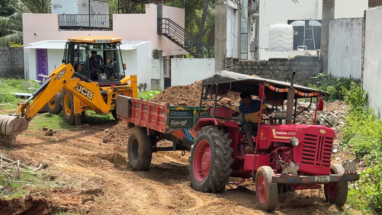 JCB 3DX Loading Old Home Waste Soil in Trolley | Mahindra 415 tractor