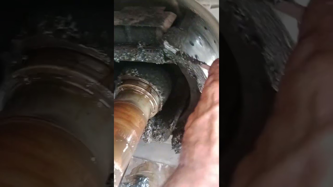 The reason of hub seal leakeg Isuzu ftr truck short video viral
