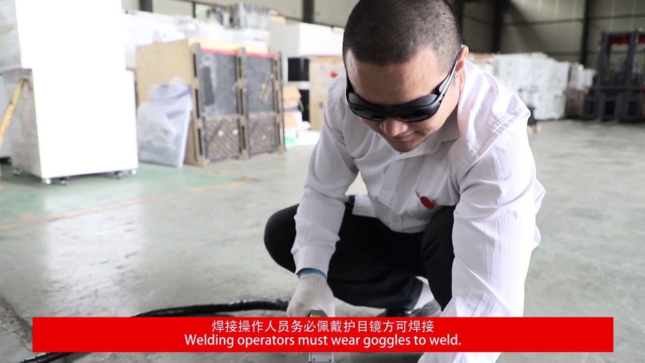 Hand welding + automatic wire feeding device operation video