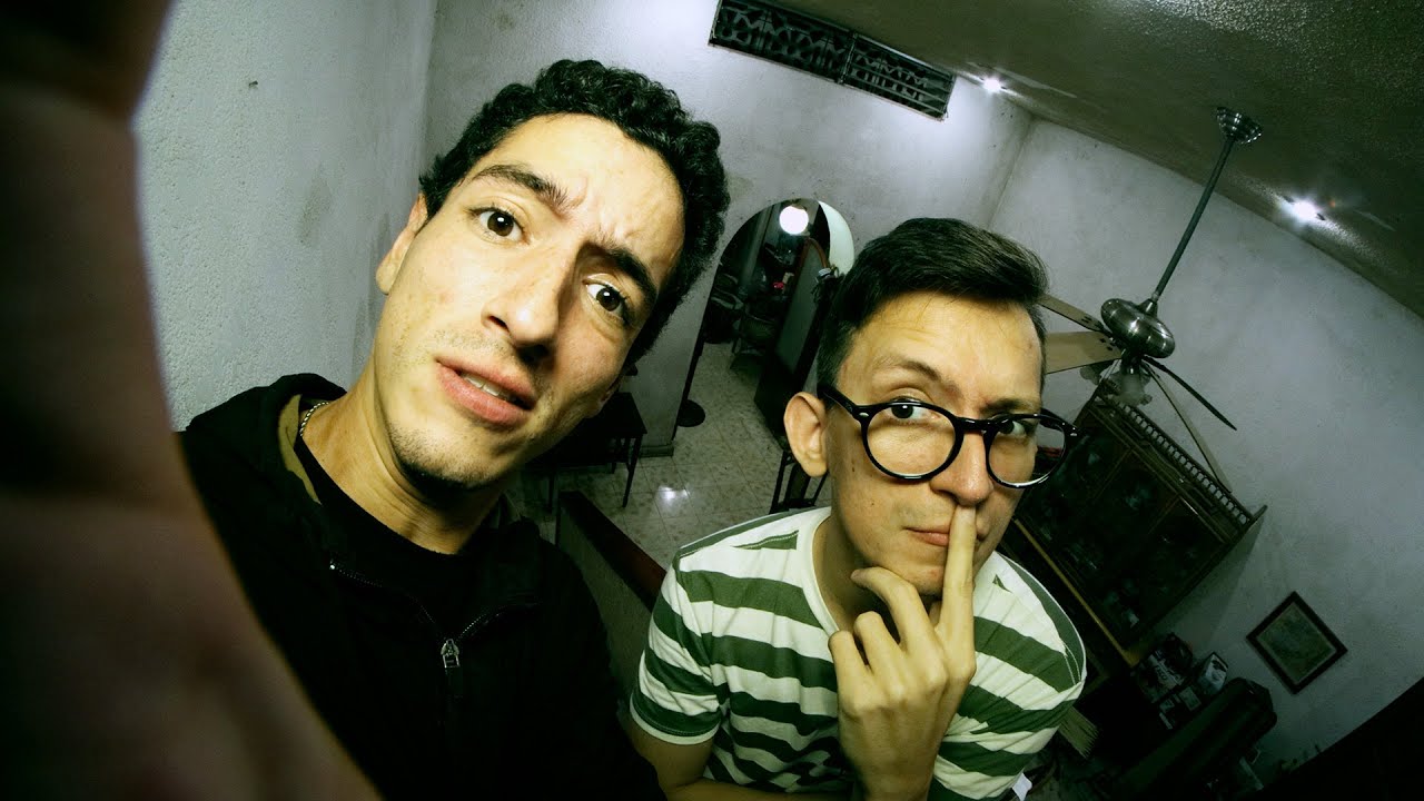 ASMR but we're never comfortable with the camera position | ft. ⁨@LinkuTapzZz⁩
