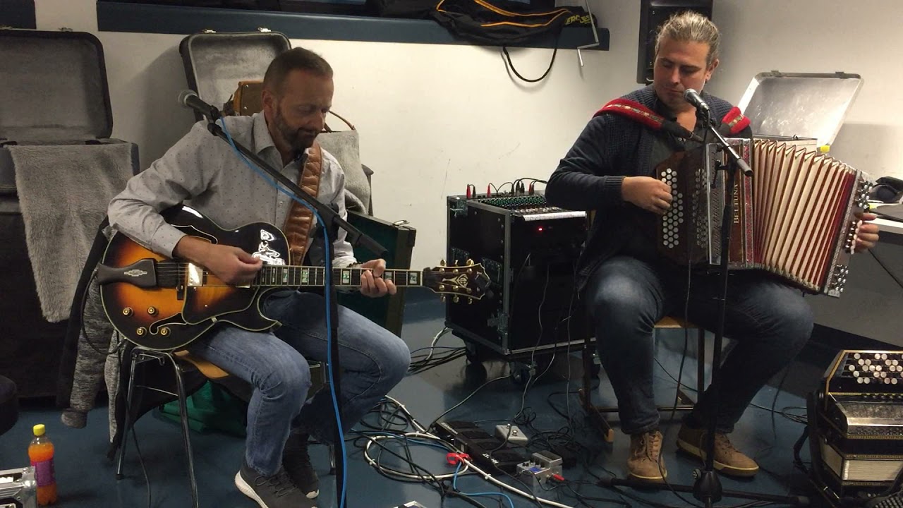 Duo Roznik - Mama (Ansambel Mihelic)