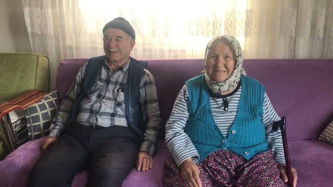 Annemgile gittim çok rahatsızım video çekeledim kardeşimden hamur yuvalagı siz severmisimiz biz çok