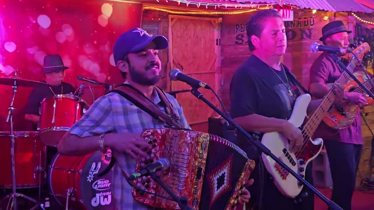 Rodney Rodriguez Y Los Cucuys celebrating Pepe Maldonado heavenly birthday at La Lomita McAllen, TX