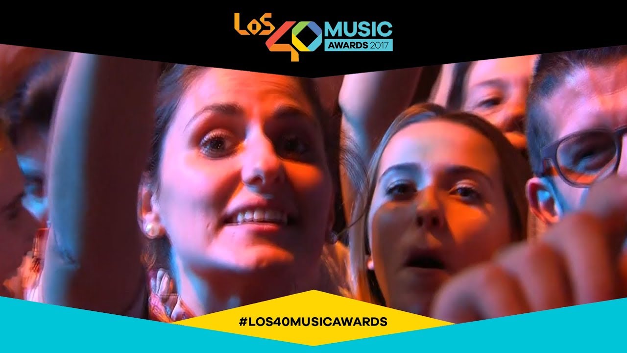 Camila Cabello da la sorpresa de su vida a un fan | LOS40 Music Awards 2017
