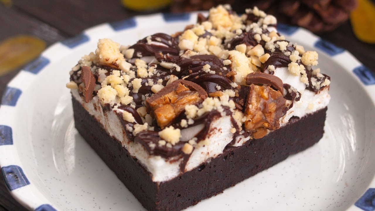 You'll never stop loving this easy dessert! Chocolate Rocky Road Brownies