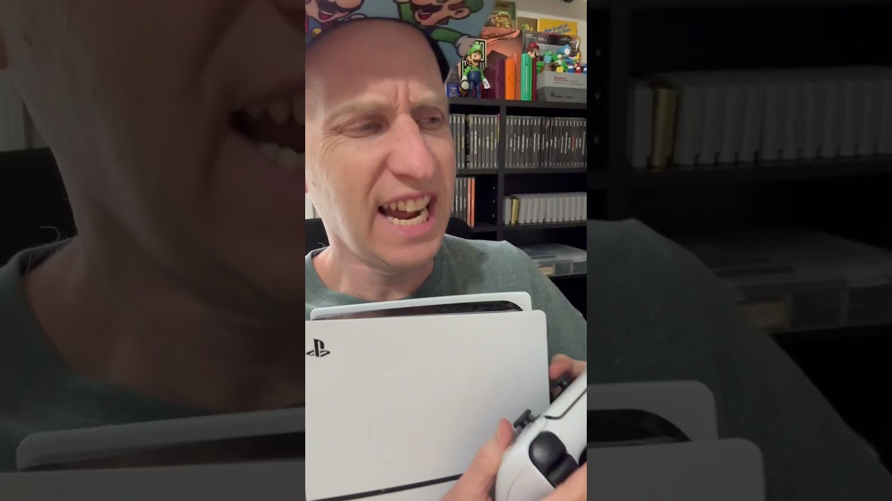 Злой геймер играет на PS5!