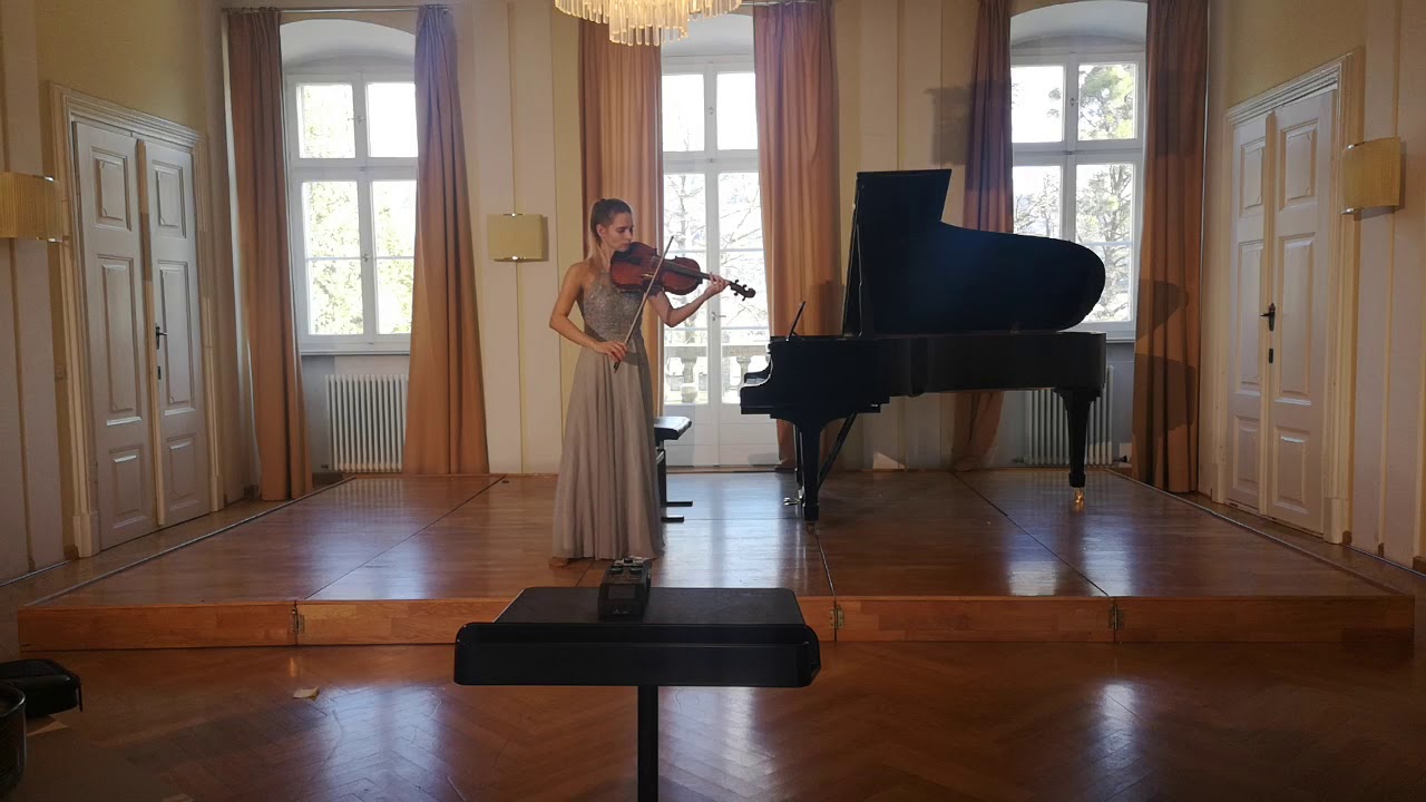 Nicol Miękus, Competition, J.S. Bach Allamande, cello suite no 6. , rok 2020