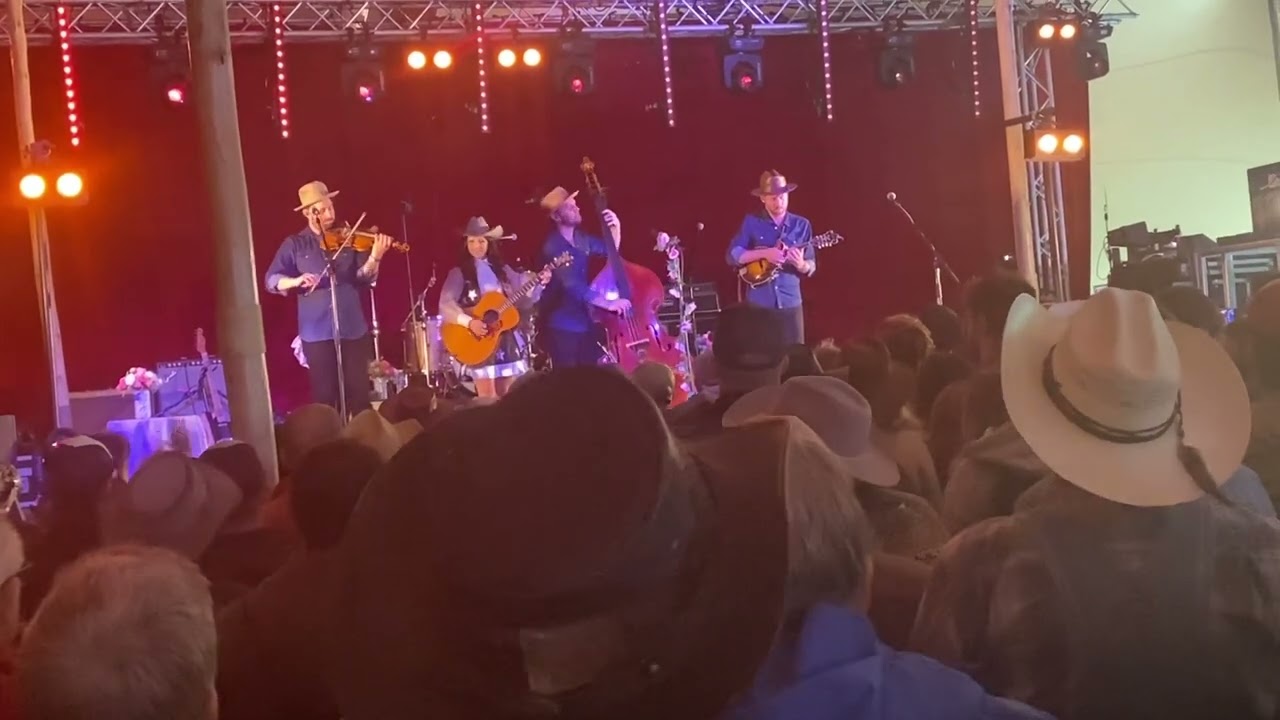 Sierra Ferrell, Long Road Festival, West Virginia Waltz.