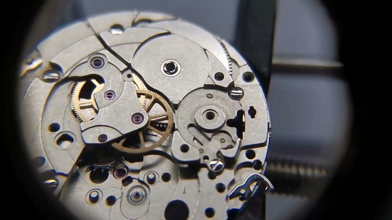 Service Hamilton Khaki #ETA2824 #automatic #movement 雷达手表，扛造的ETA2824机芯