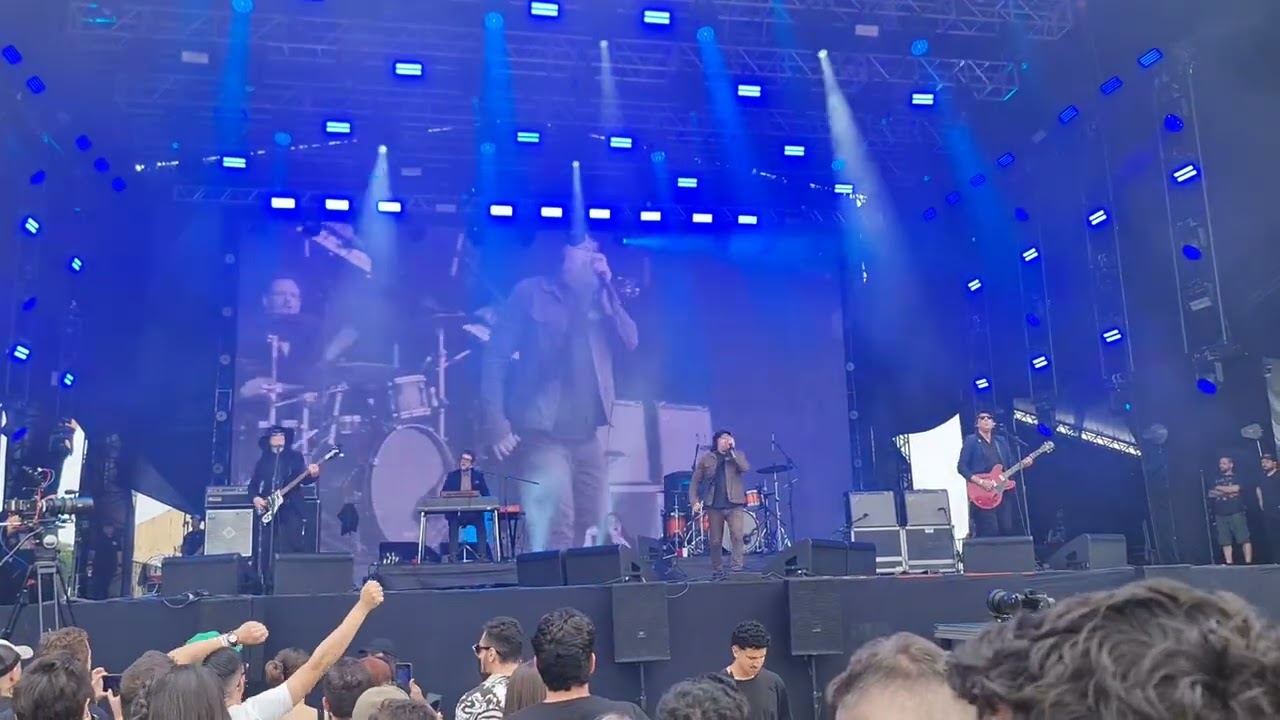 Cachorro Grande As Próximas Horas Serão Muito Boas.Festival Turá.Nota 10!!! #cachorrogrande #rock