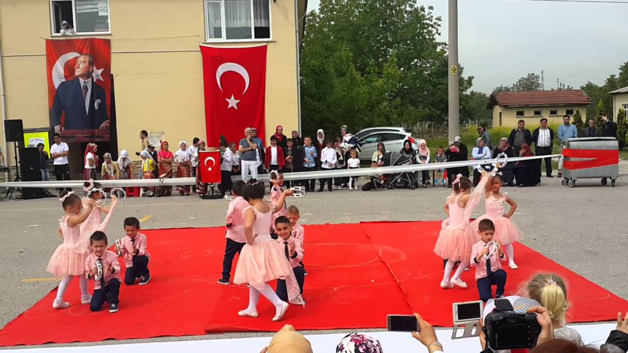 Hacıköy İlköğretim Okulu Anasınıfı 23 Nisan Gösterisi