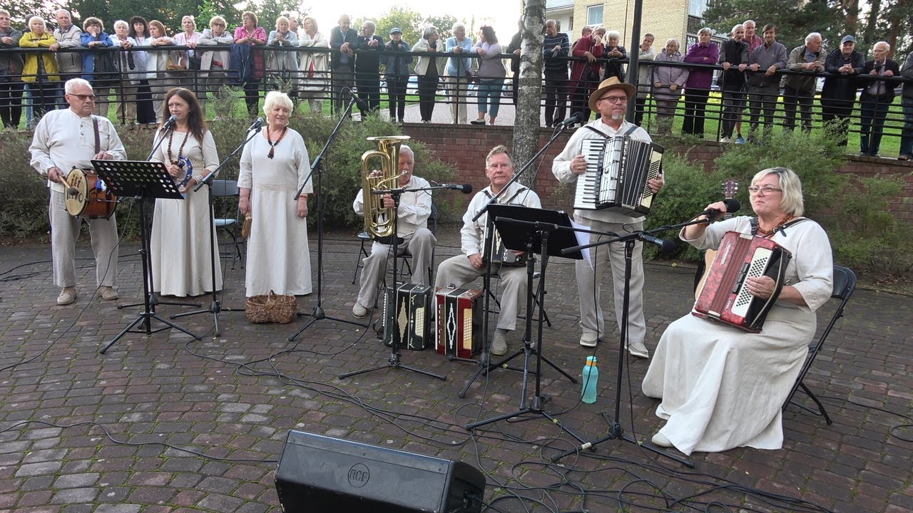 Liaudiškos muzikos šokių vakaras  TRADICIJOS RITMU kartu su kapela ''IKI RYTO'' 2025 08 08