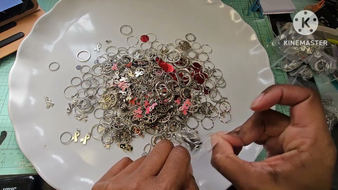 Make Jewelry Scoops with me.