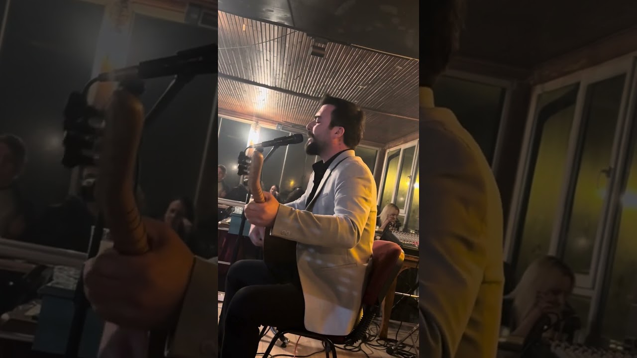 Hulusi gökmeşe ( sen gülersen gül açılır )