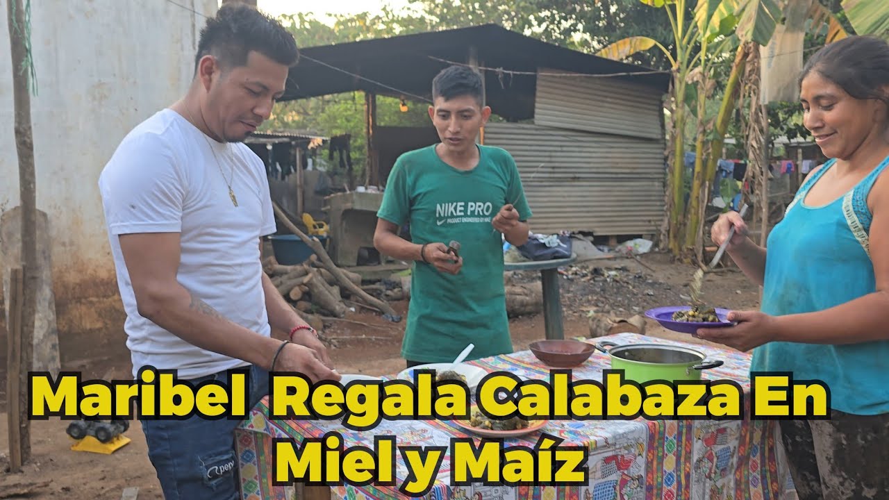 Maribel Quedo Feliz por Su Nuevo Polleton para Seguir Con La Venta De Tortillas