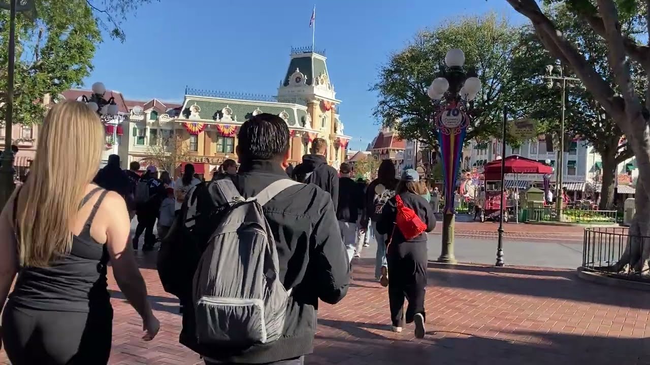 Entering Disneyland 2-22-2026 at 8:50 am