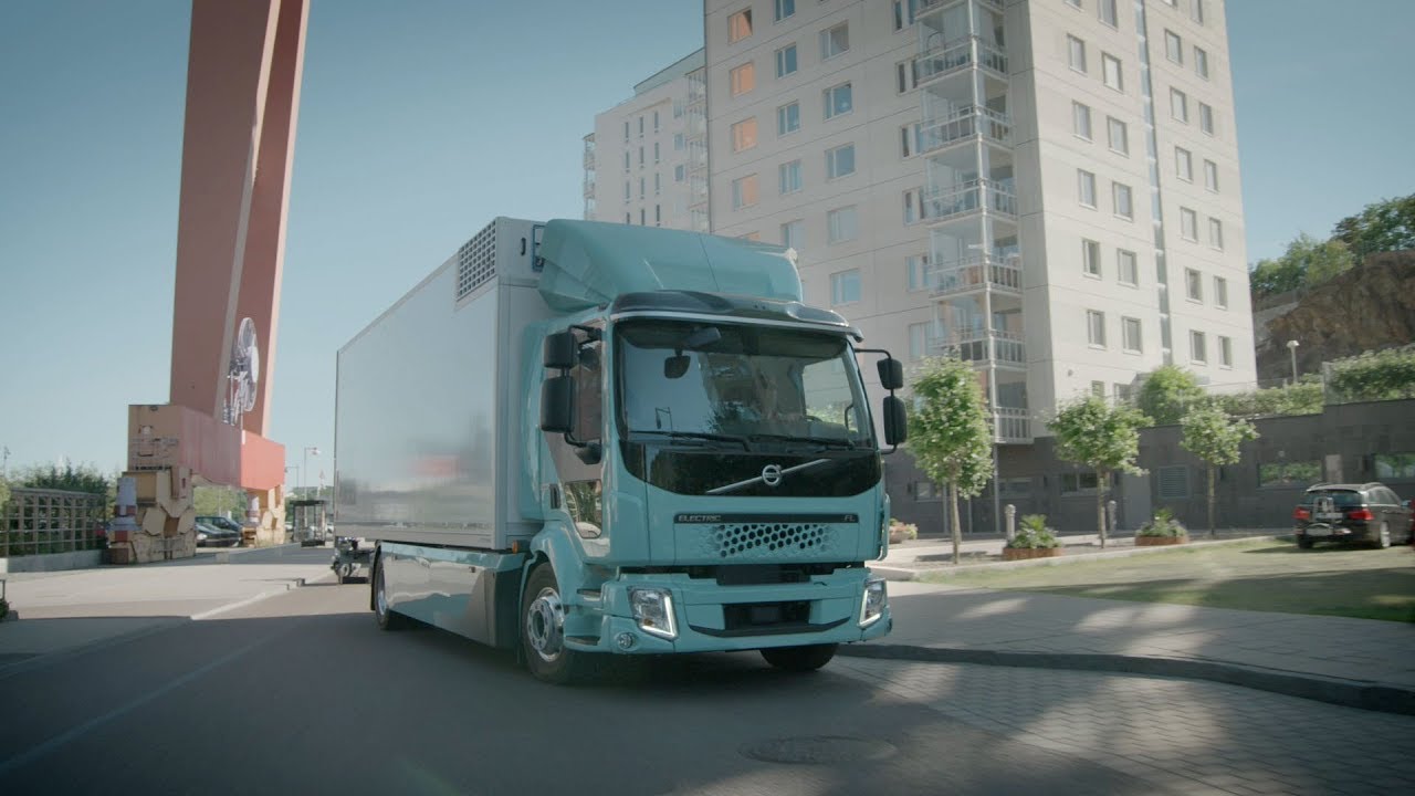 Volvo Trucks &ndash; Volvo FE and Volvo FL Electric are now in action