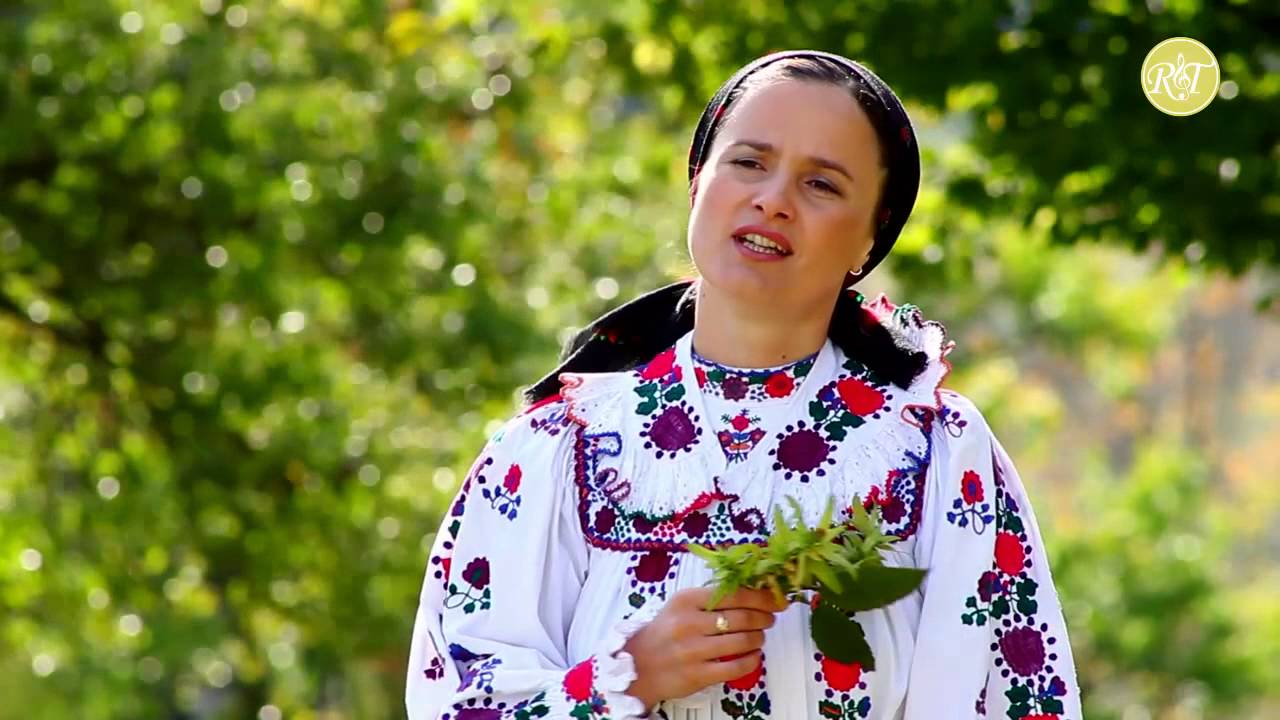 Veronica Macarie Moldovan și Grupul Instrumental 