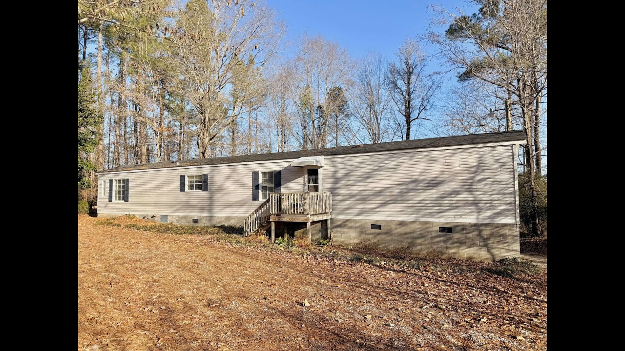 675 Hawthorne Drive Bracey, VA  23970