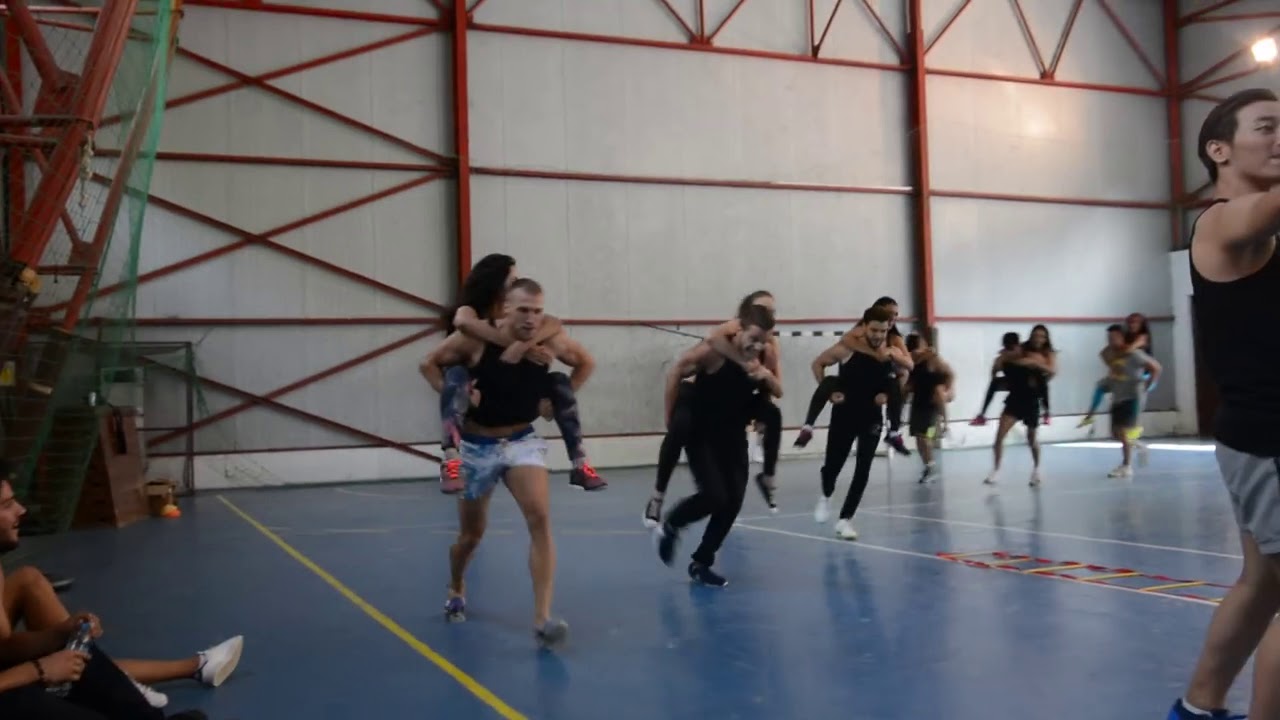 international models ,  warm-up exercises