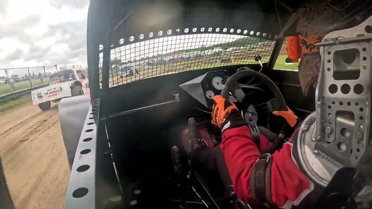 Onboard BC39 Gethin Lewis - Class 5 Heat 1 - Radford Autograss Club - 31st May 2025