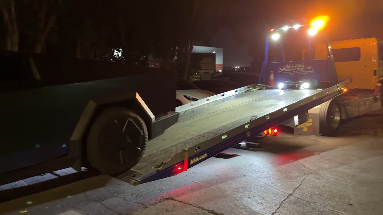 11: Cybertruck Unloading PART 3 by Julio Perez of Great America Towing