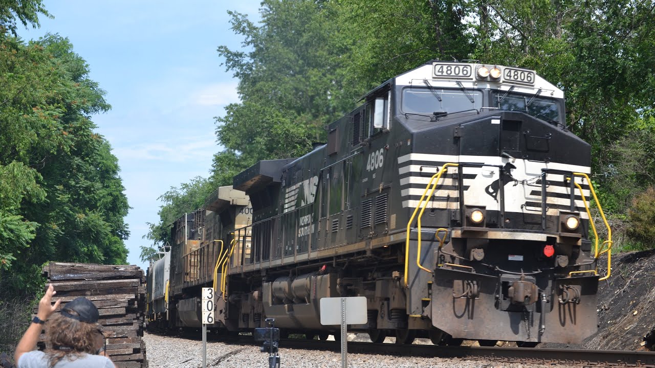 NS 15T with 4003 2nd near Radford, VA 6-30-25 (ft. Railfan Tyler!)