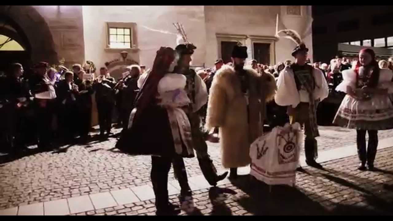 KYJOV-MARTINSKÝ HODY 2014 (jak se kradl před radnicí kačer a jak lze přijít k úrazu)