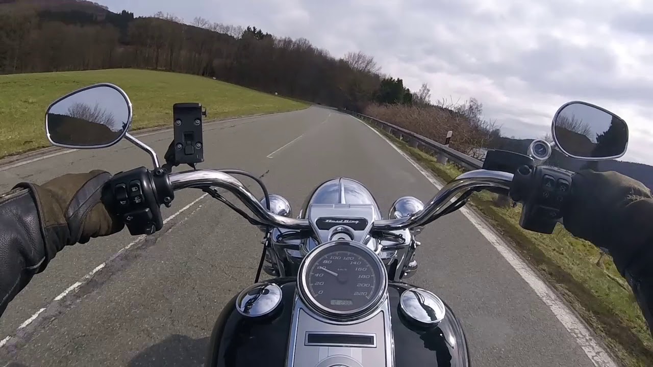 Harley Davidson Road King Classic, im Sauerland, Drift HD 1080P und GoPro