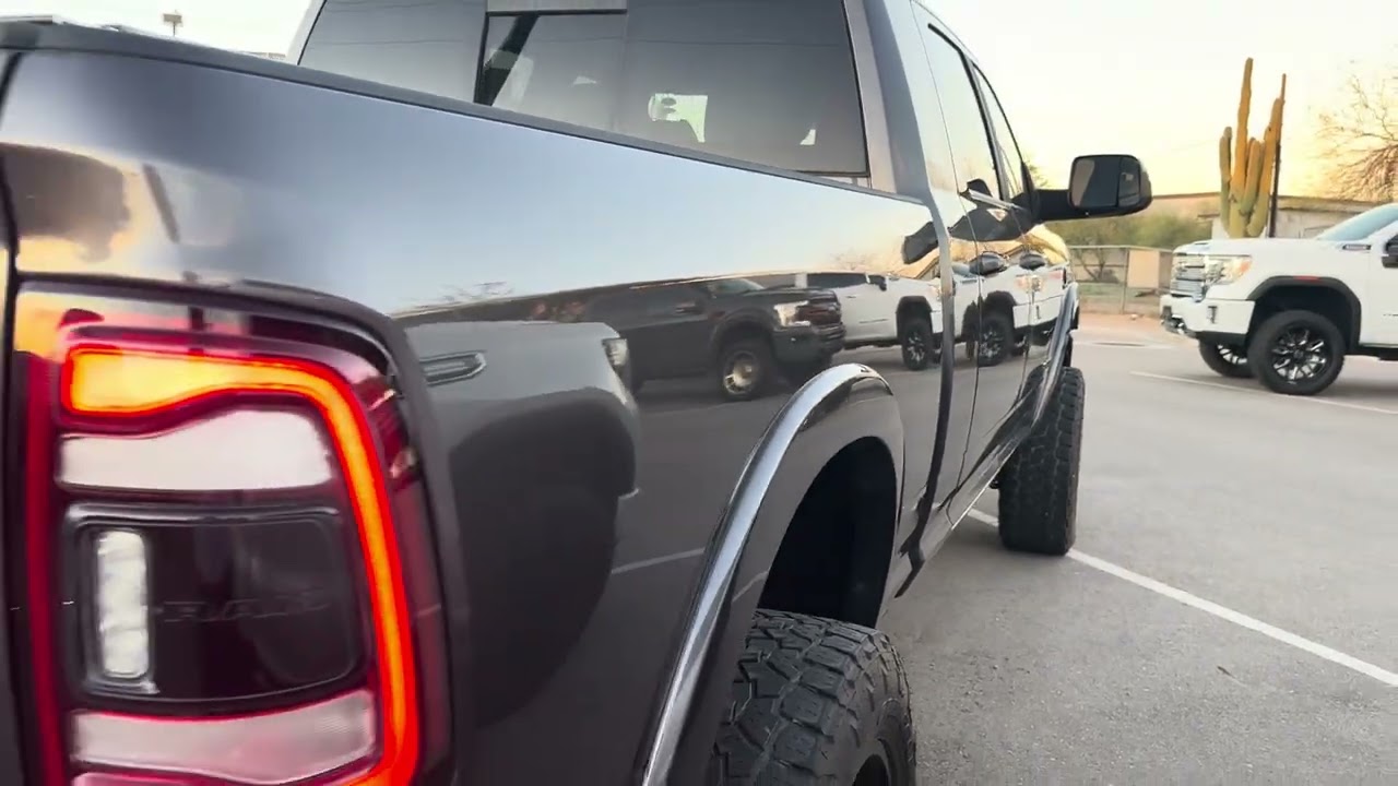 2022 Ram 3500 Laramie Mega Cab T31287