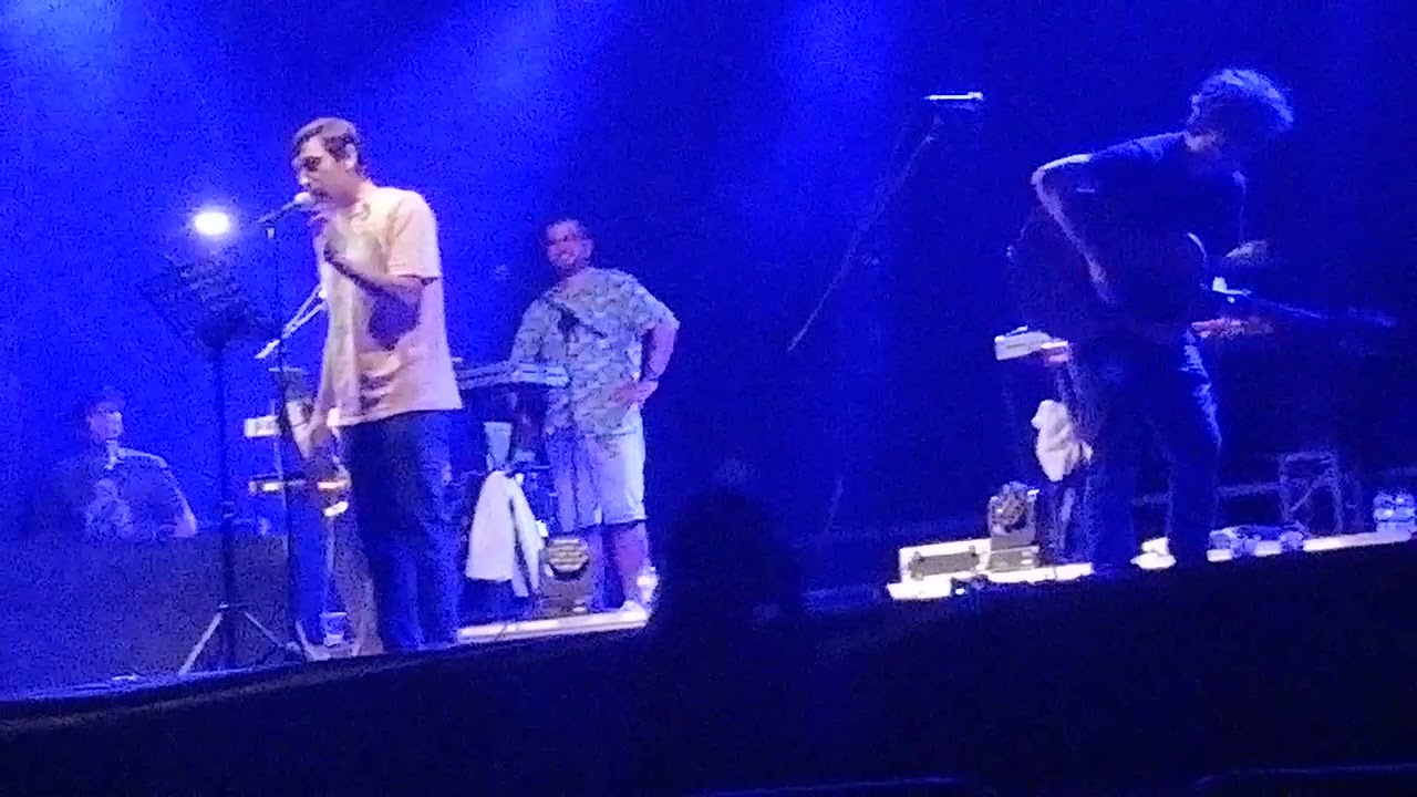 Lo Stato Sociale - Recovery Tour - Bologna - Il discorso di Checco