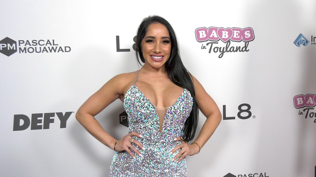 Narmin Assria attends the 15th annual 