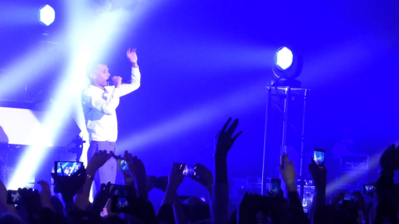 Stromae - Alors on danse (+ 80s & 90s sound) - Crocus City Hall - Moscow - 12.12.14