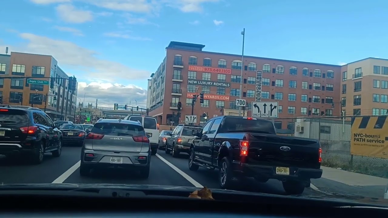 LA CIUDAD DE HARRISON DE NEW JERSEY TIENE EL ESTADIO RED BULL ARENA Y VIVE MUCHO HISPANOS