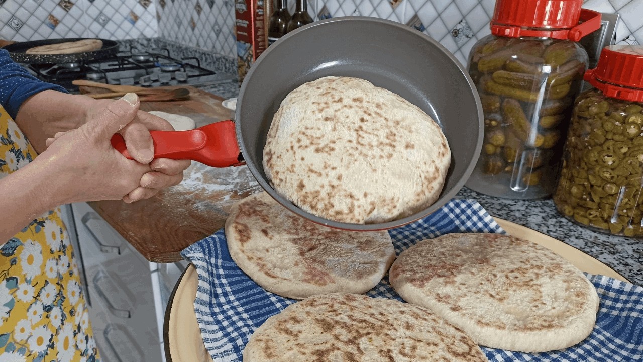 Lezzet Garantili Patatesli Bazlama Tarifi! 💯 Evde Yapın, Tadı Damağınızda Kalsın 😋
