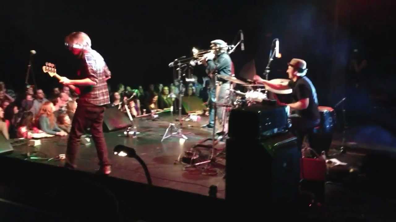 Jon and Roy holiday show dec 2012