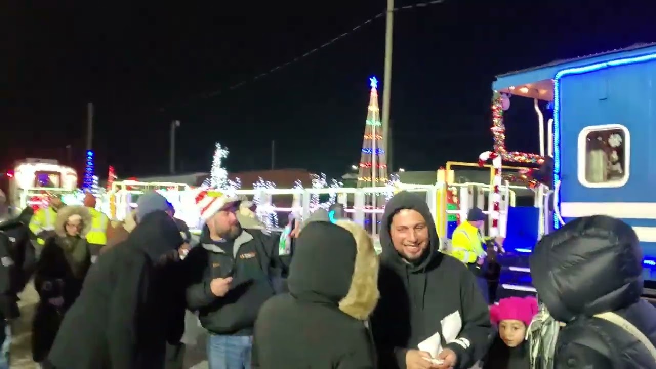CONRAIL SANTA TRAIN 2025