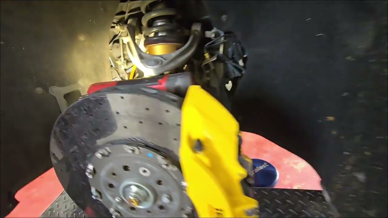 2012 FERRARI FF Hydraulic Lift System Fluid Change & Bleeding 