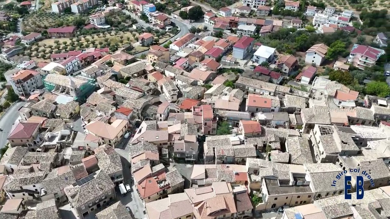 Girovolando Cropani (CZ) - Calabria - Italia - visto dal drone