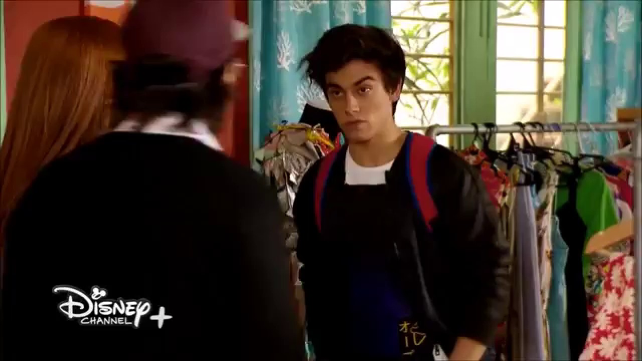 Soy Luna 2| Gaston gaat met de ouders van Nina praten (ep.69) (NL SUB.)