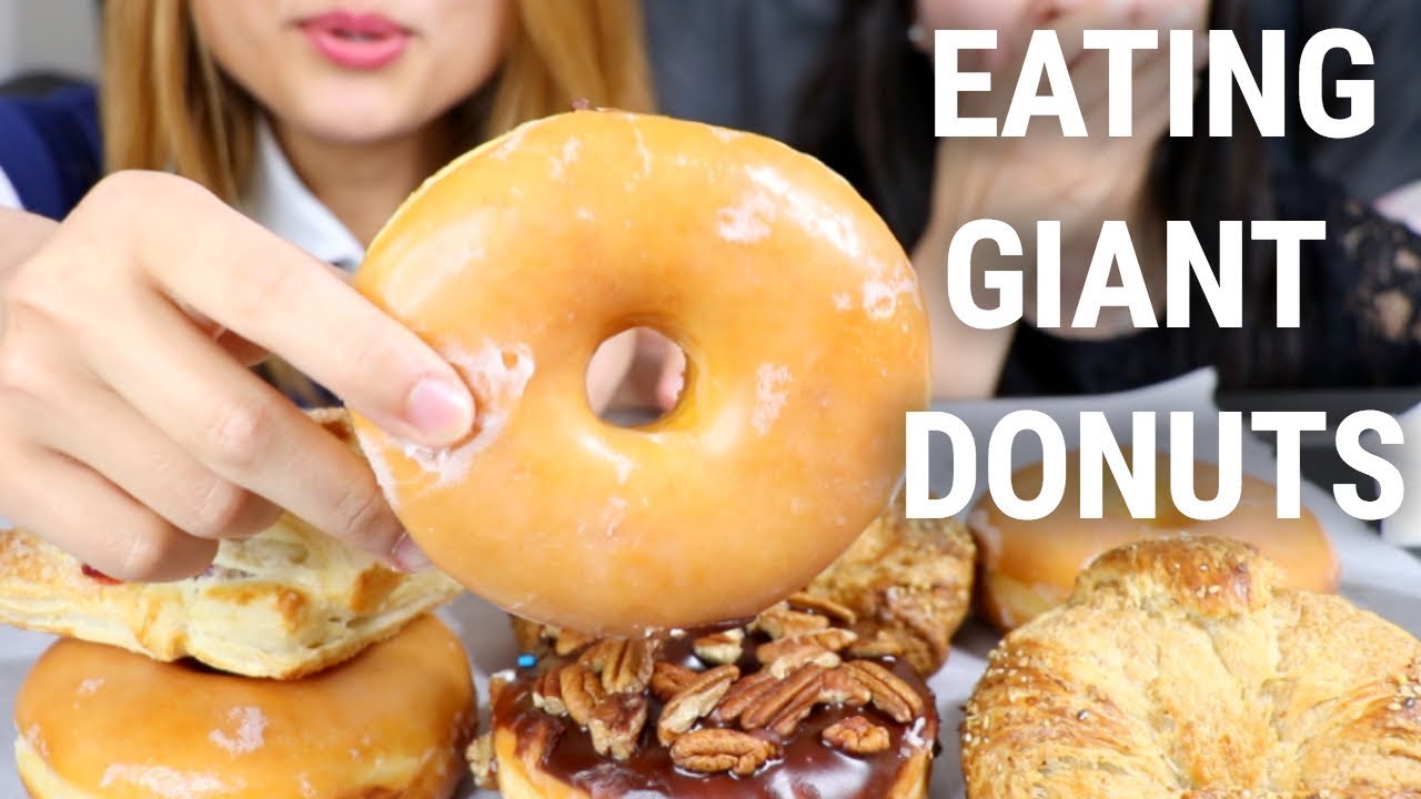 EATING GIANT DONUTS ASMR *SOFT EATING SOUNDS* MUKBANG