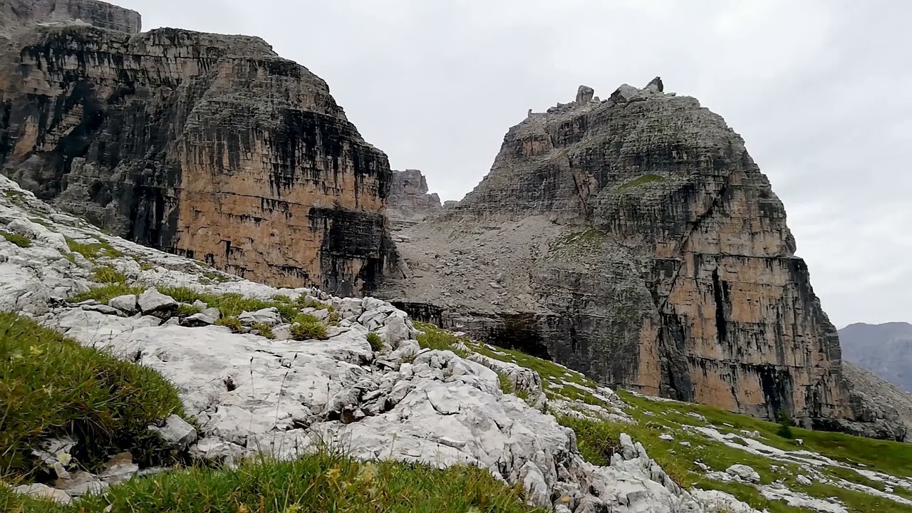 Sonido Ambiente de la Monta&ntilde;a - Ambient Sound of the Mountain